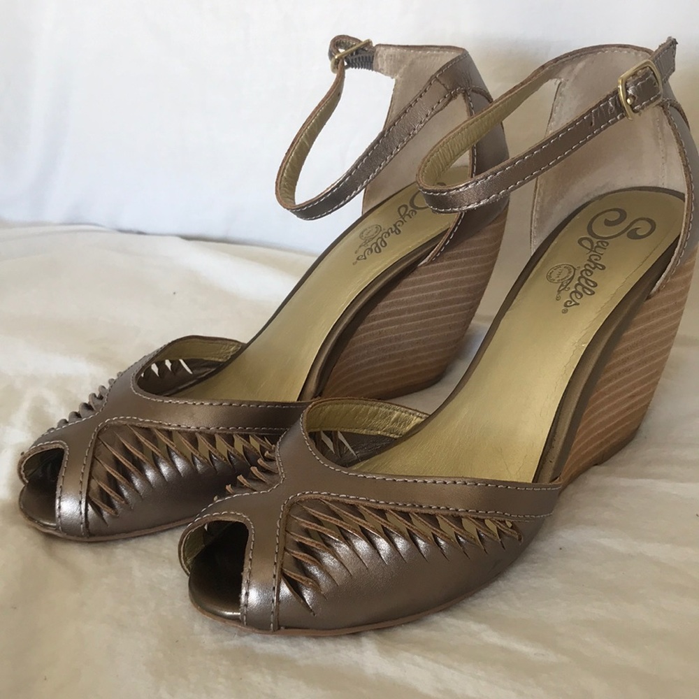 Perfect party shoes 👠